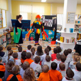 Esther Abellán en Talleres y cuentos con Maruja y Martín Teatro 